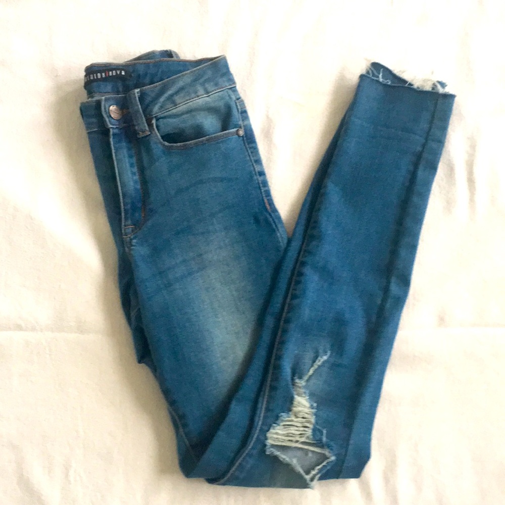 Fashion Nova Distressed Slim Fit Jeans Blue Raw Hem Stretch Size 2